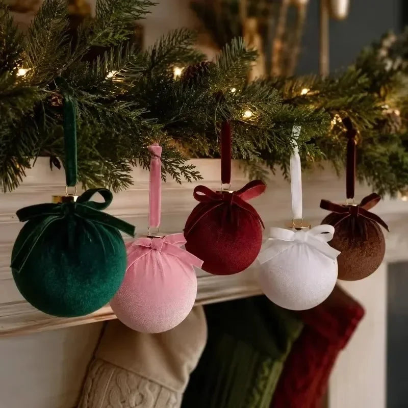 Samtbezogene Weihnachtskugeln aus Schaumstoff (Set mit 1, 3, 5 oder 10 Stück)