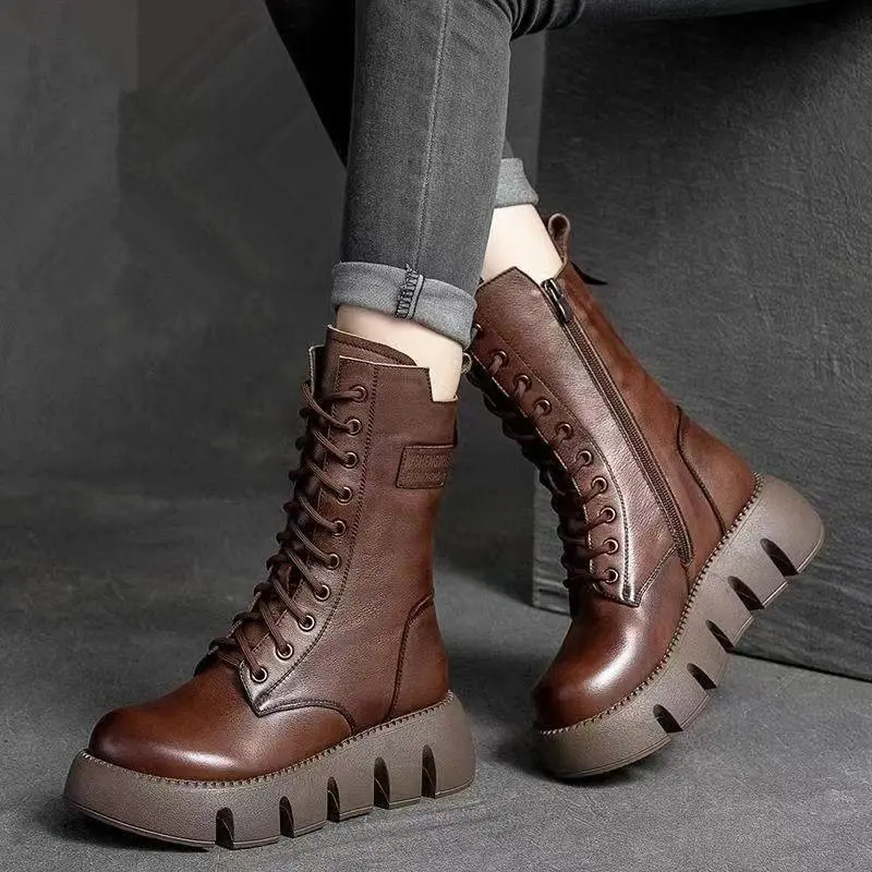 KantenGang | Auffällige Plateaustiefel im Combat-Stil
