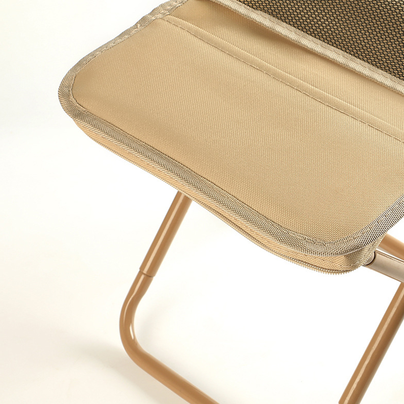 Klappbarer Sitzhocker – Stabil, leicht und wasserdicht für unterwegs