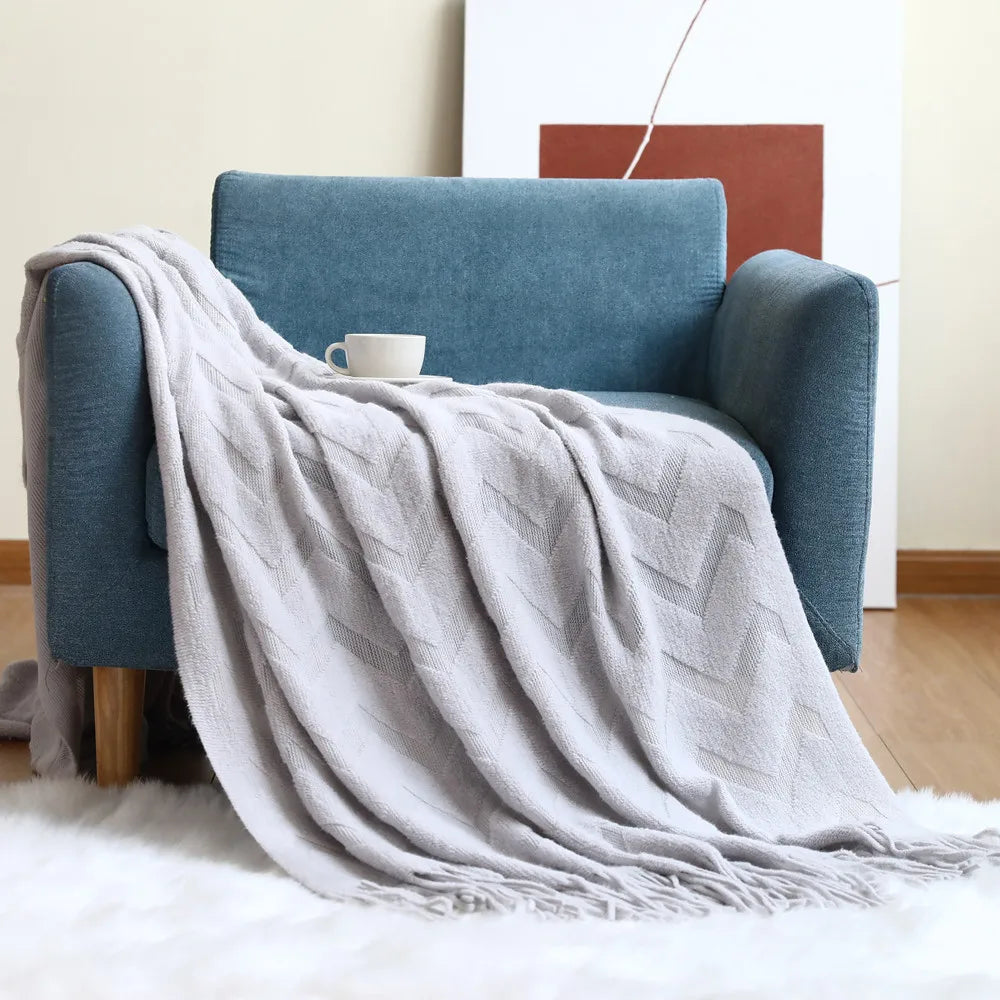 CozyNest – Leichte Wärme und Stil für jede Jahreszeit