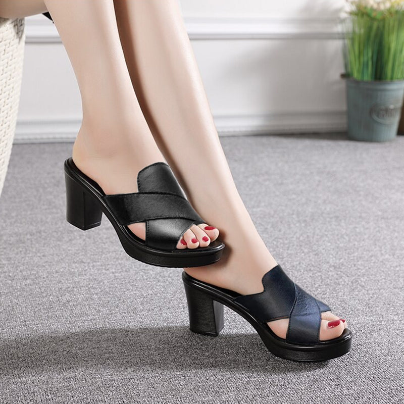 Minki – Elegante Orthopädische Sandalen