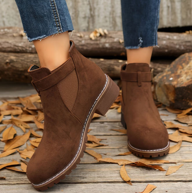 Norya – Stiefeletten Aus Wildleder mit Schnallenriemen