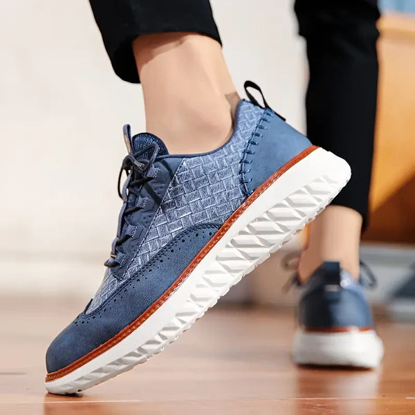 Colby – Sneaker mit gewebter Struktur und kontrastierender Sohle
