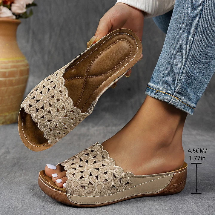 Navodya - Stylische Fisch Sandalen