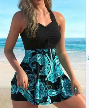 Lily – Schwarzes Damen-Tankini mit floralem Muster und voll bedeckenden Boyshorts