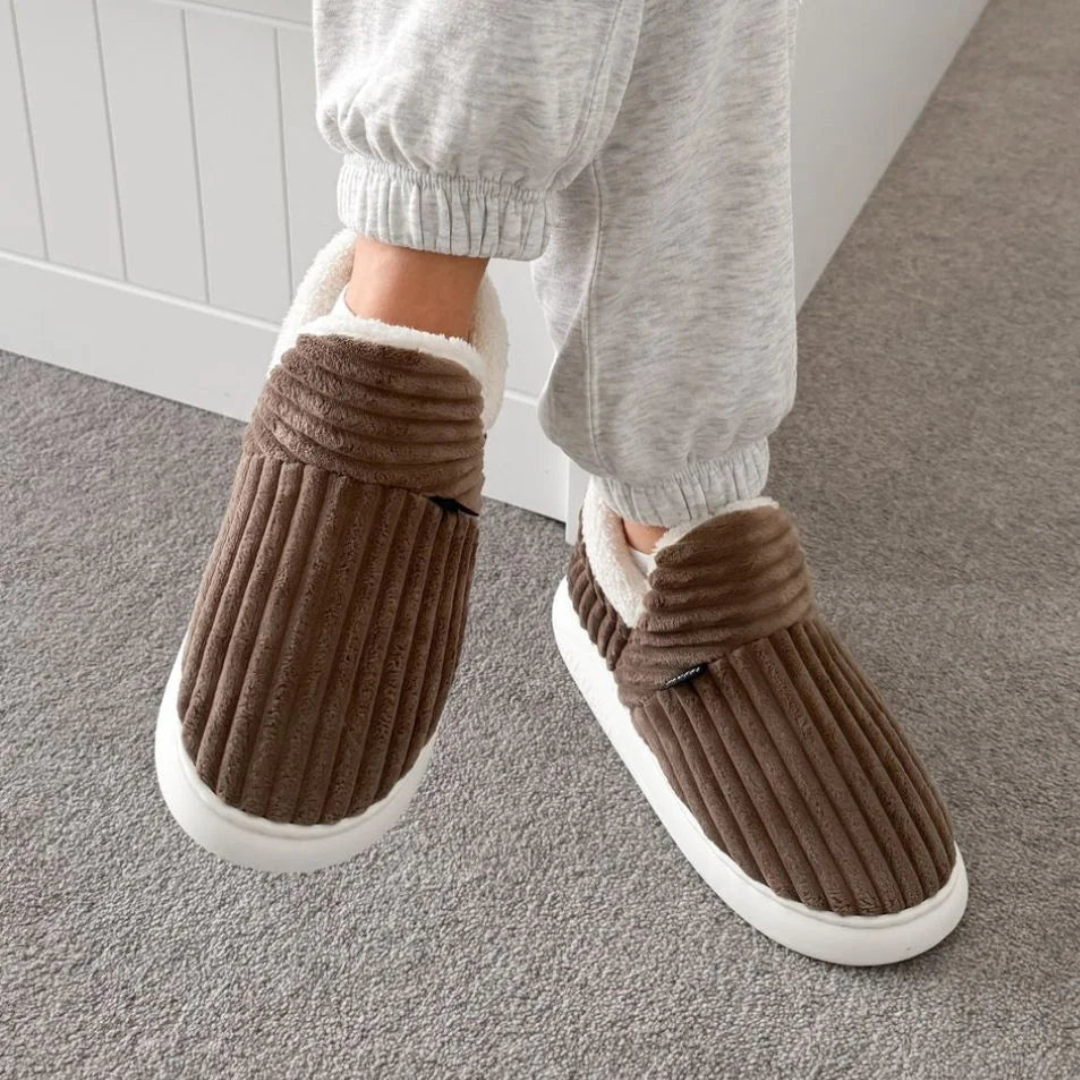 Wärmeschuhe Ultra komfort  Spüre sofortige Wärme und Schmerzfreiheit bei jedem Schritt | Unisex