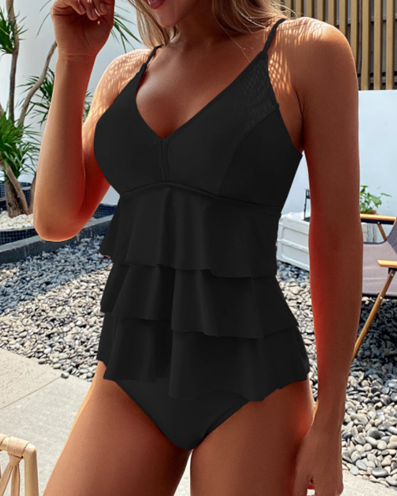 Lia – Einfarbiger Badeanzug mit Eleganten Rüschen