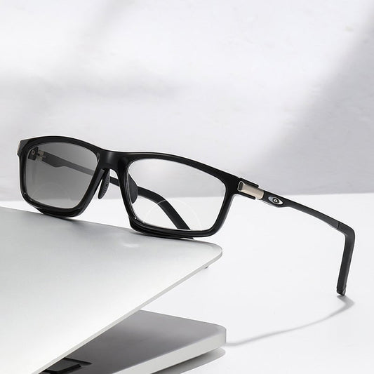1+1 GRATIS | OptiSport | Sportliche Farbwechsel-Bifokal-Lesebrille