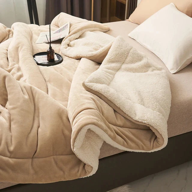 Flanell-Fleece Kuscheldecke – weich, warm und maschinenwaschbar