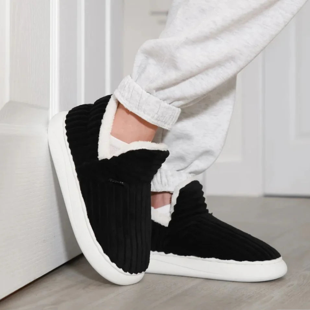 Wärmeschuhe Ultra komfort  Spüre sofortige Wärme und Schmerzfreiheit bei jedem Schritt | Unisex