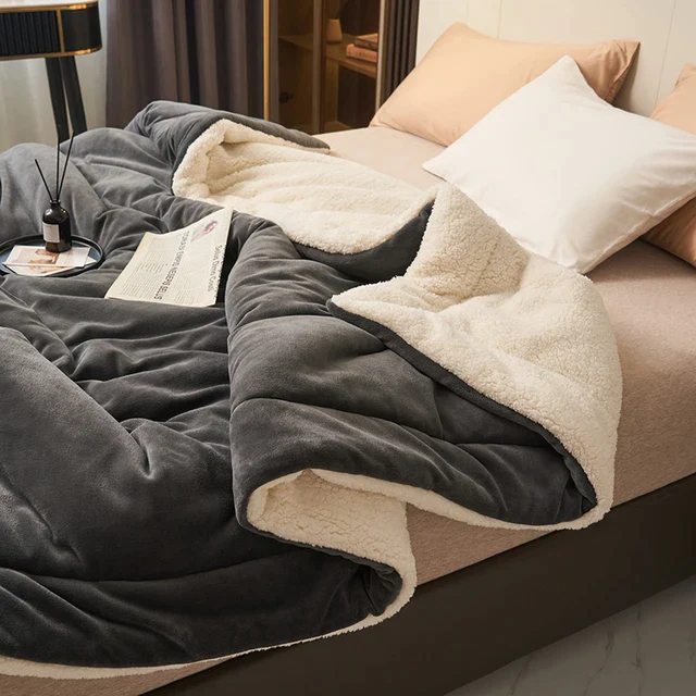 Flanell-Fleece Kuscheldecke – weich, warm und maschinenwaschbar