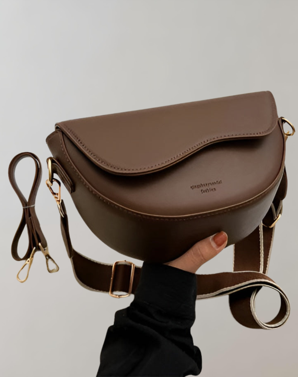 Xyline – Halbmond-Crossbody-Tasche mit Gurtband