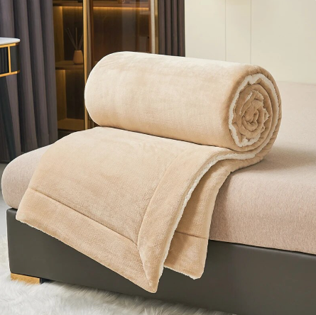 Flanell-Fleece Kuscheldecke – weich, warm und maschinenwaschbar