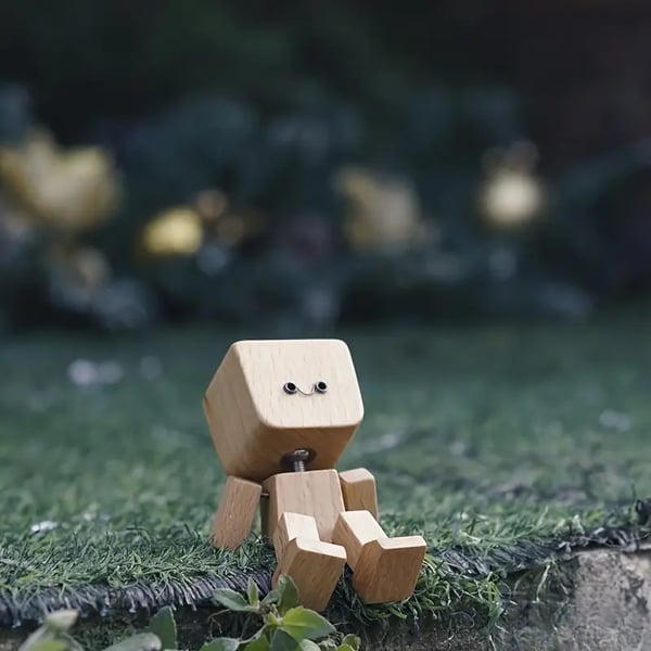 1+1 Gratis | Holz Deko Figur | Bewegliche Wippfunktion | Wechselbare Gesichter