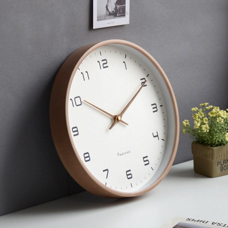Holzwanduhr | Geräuschloses Uhrwerk | Massivholzrahmen | NordicTime