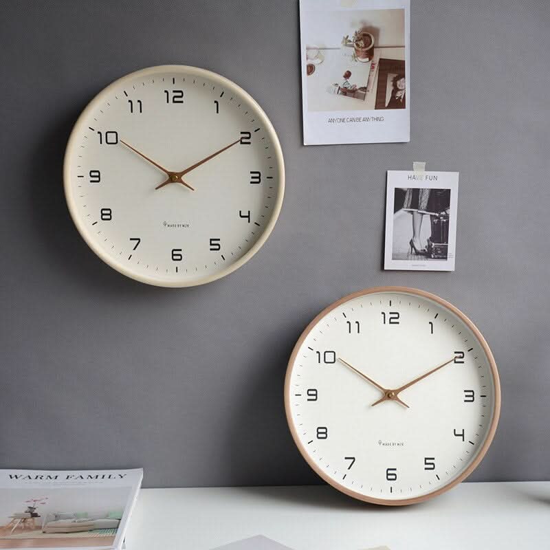 Holzwanduhr | Geräuschloses Uhrwerk | Massivholzrahmen | NordicTime