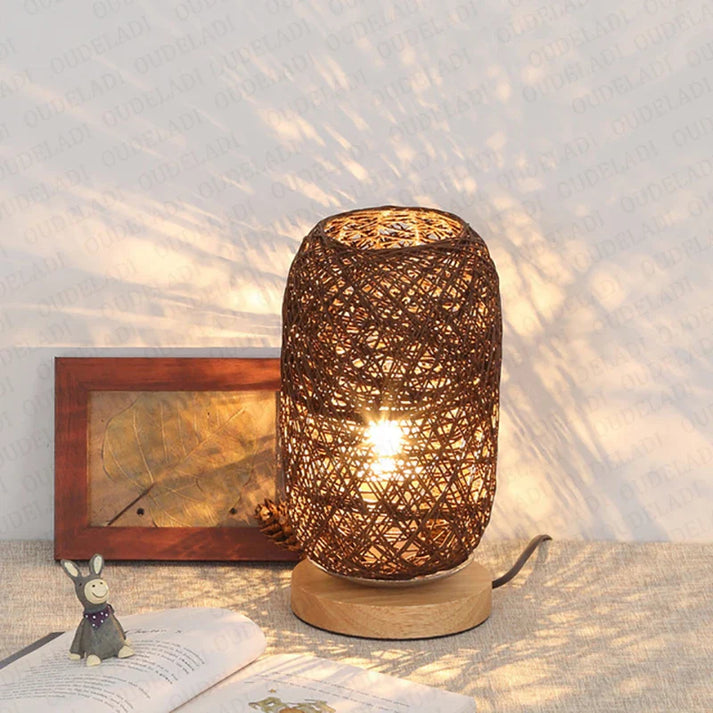 Holz-Tischlampe mit Juteseil | Warmweißes LED-Licht | Stimmungsvolle Nachttisch- und Wohnzimmerlampe