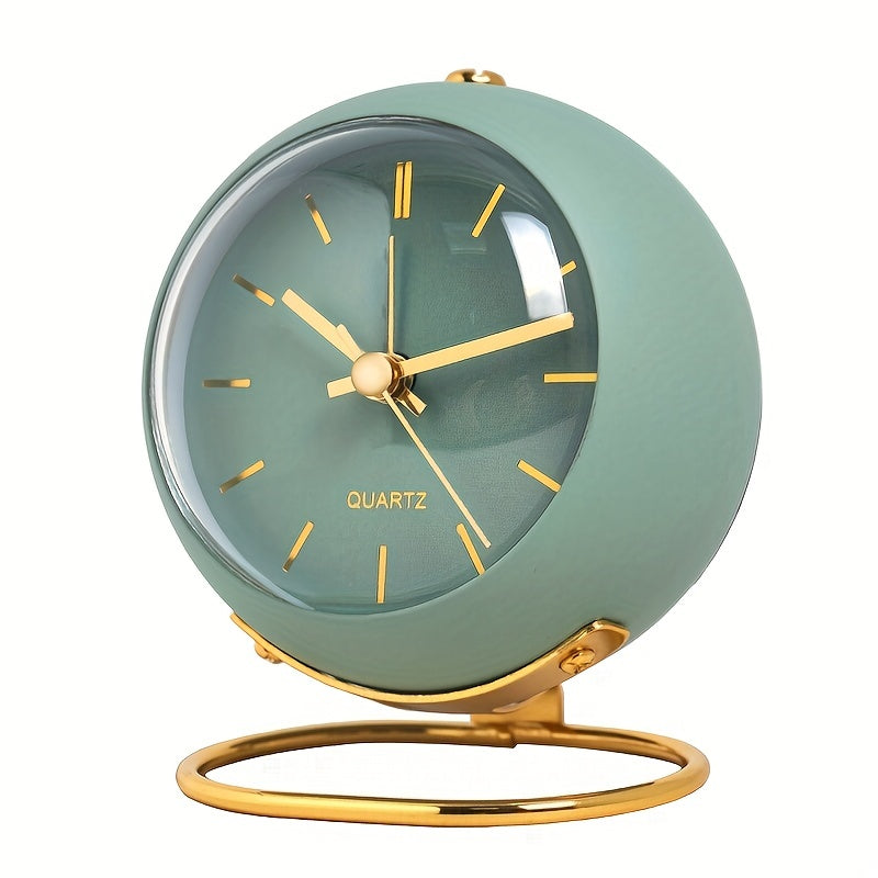 Lautlose Tischuhr | Nordic-Design | Leuchtende Zeiger & Goldene Details | GlowTime