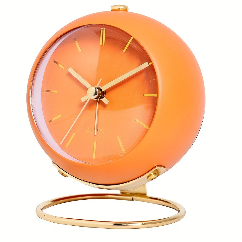Lautlose Tischuhr | Nordic-Design | Leuchtende Zeiger & Goldene Details | GlowTime