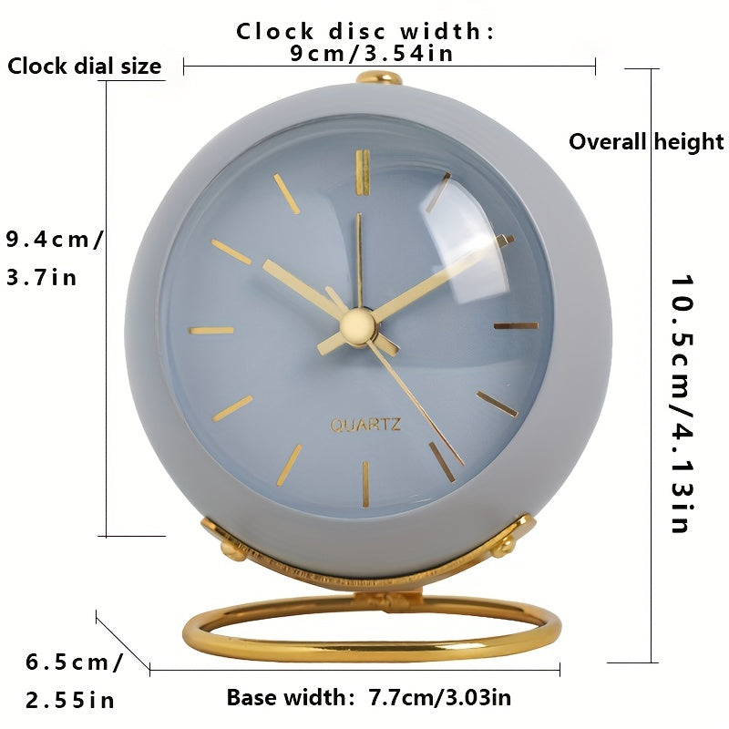 Lautlose Tischuhr | Nordic-Design | Leuchtende Zeiger & Goldene Details | GlowTime