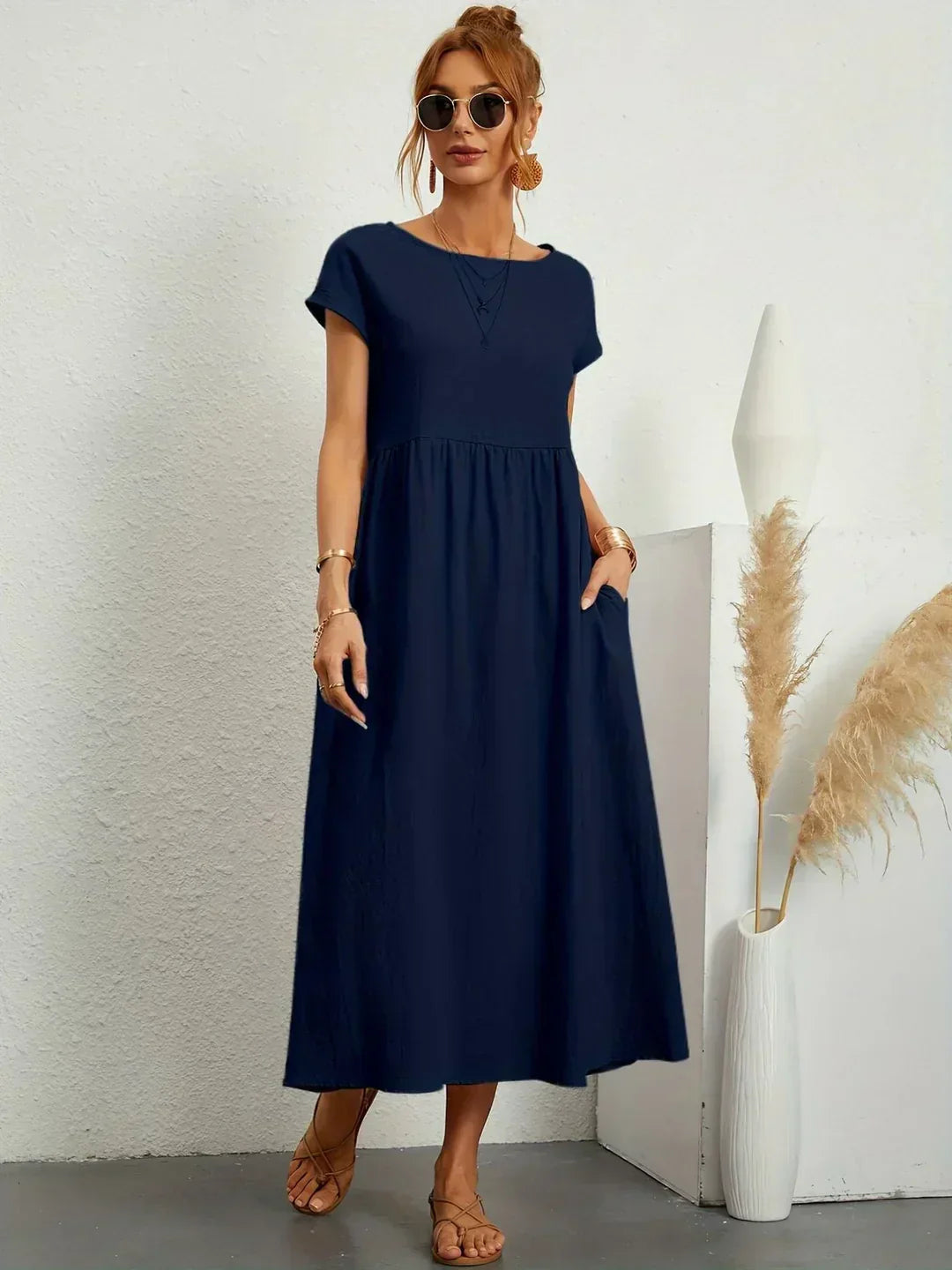 Léa - Luftiges Zeitloses Midi-Kleid