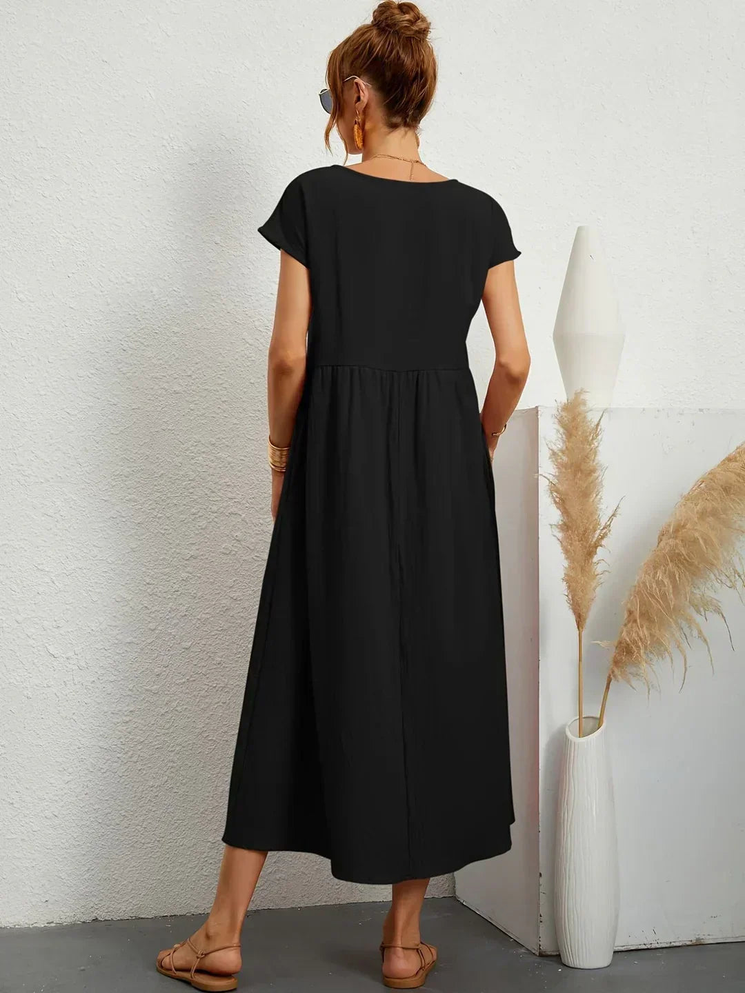 Léa - Luftiges Zeitloses Midi-Kleid
