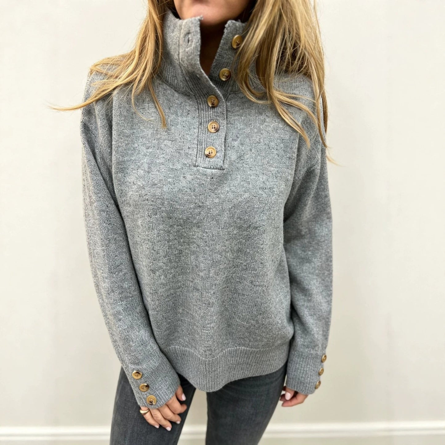 Maja | Damen Langarmpullover mit Knöpfen