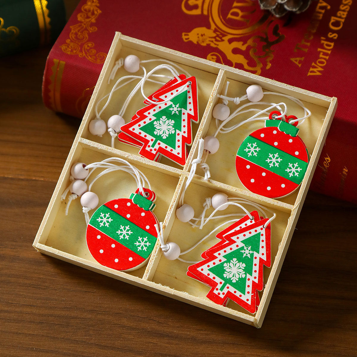 Weihnachtsbaumschmuck | Baumförmiges Design | Mit Aufhängeschnur