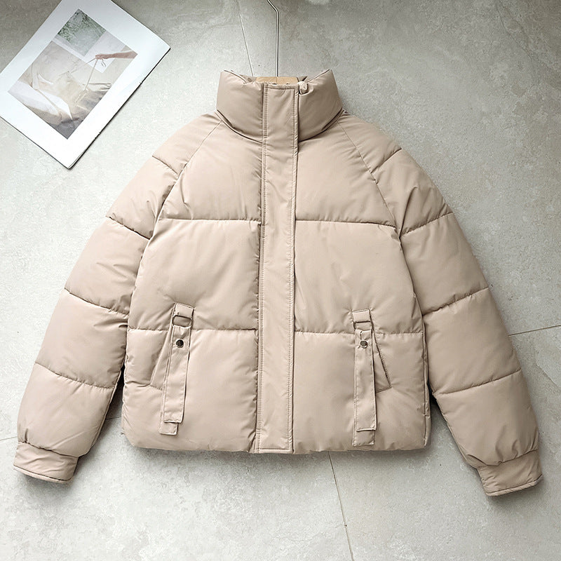 Damen kurze gesteppte Pufferjacke mit hohem Stehkragen und D-Ring Taschenapplikation