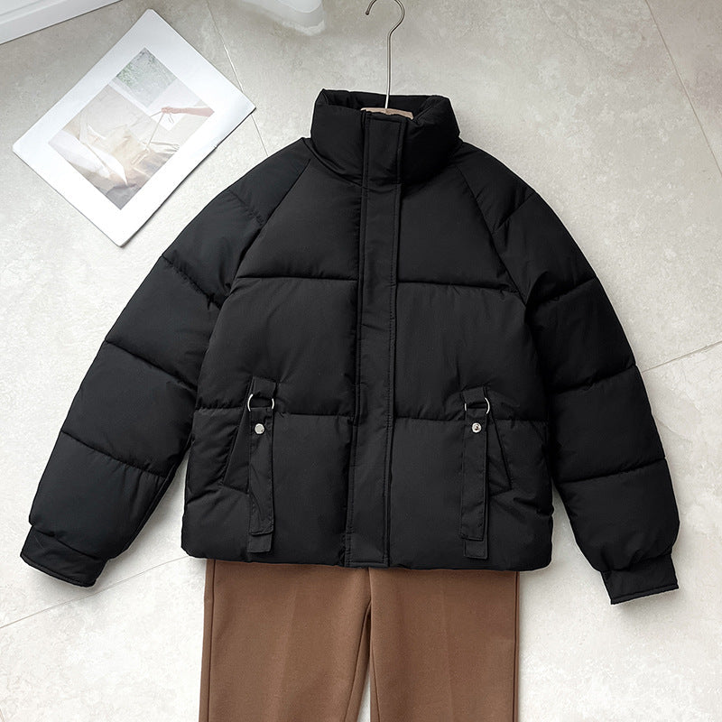 Damen kurze gesteppte Pufferjacke mit hohem Stehkragen und D-Ring Taschenapplikation
