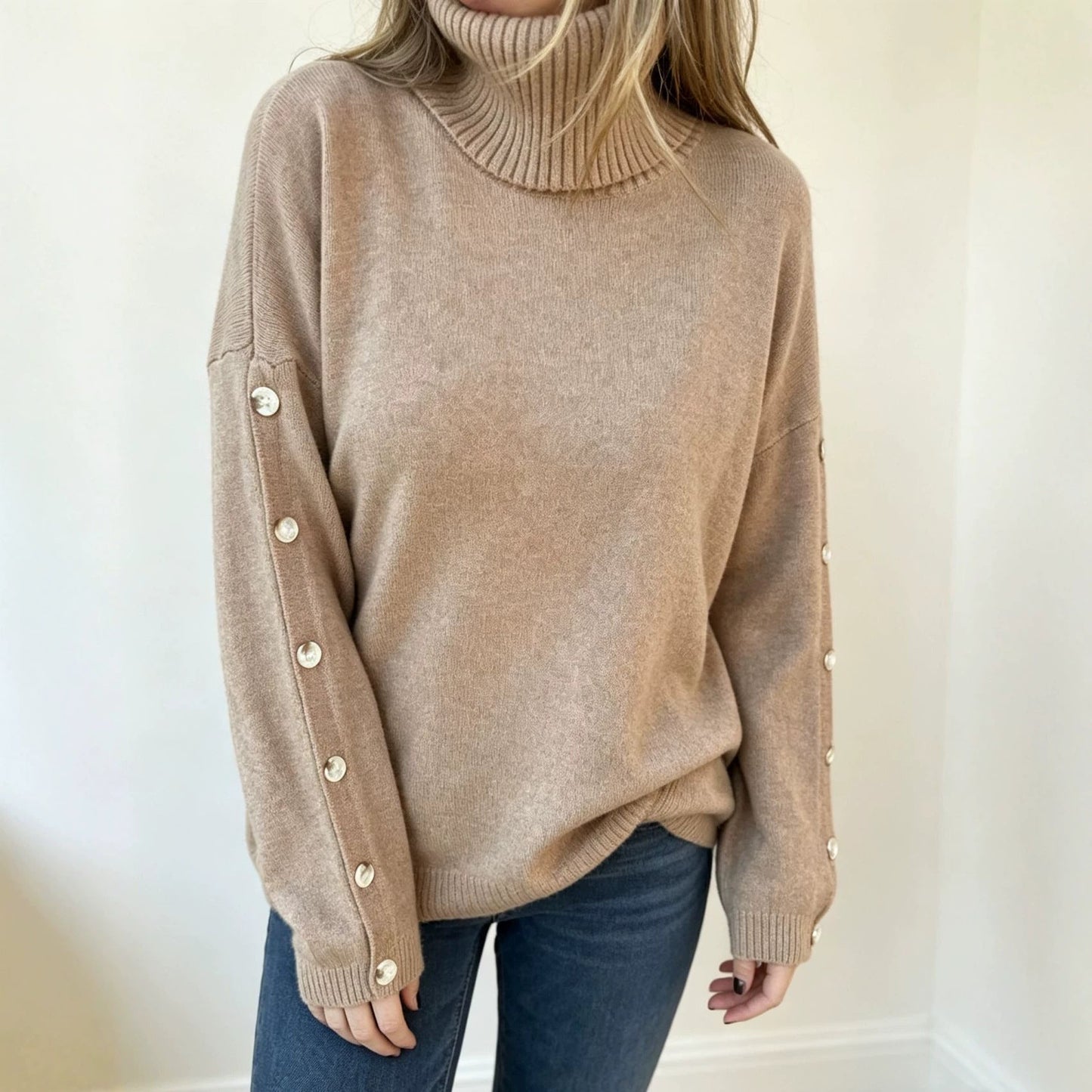 Mara | Damen Oversized Langarm-Turtleneck-Pullover mit Knöpfen