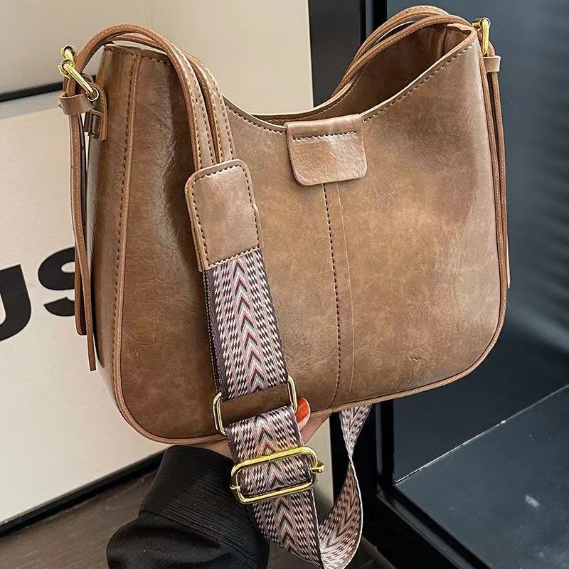 Dorelia – Strukturierte Schultertasche
