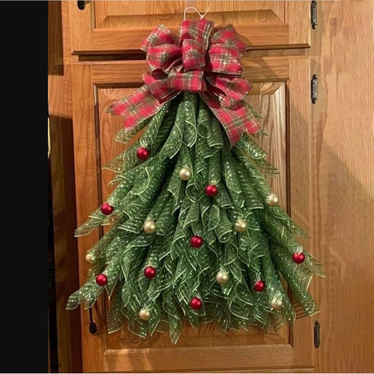 Weihnachtsbaum-Wandbehang | Geschichtete Blätter | Rote & goldene Ornamente