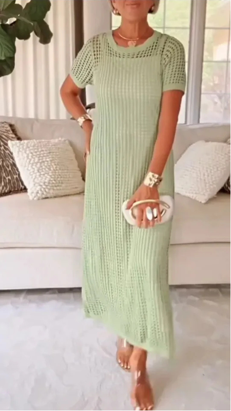 Jilena – Langes Maxikleid Mit Ausschnitte + Kostenloses Unter Kleid
