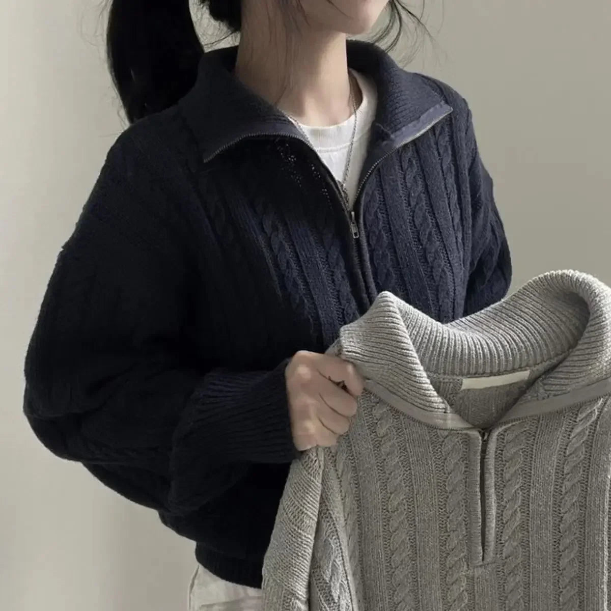 Kim | Zip-Up Sweatshirt