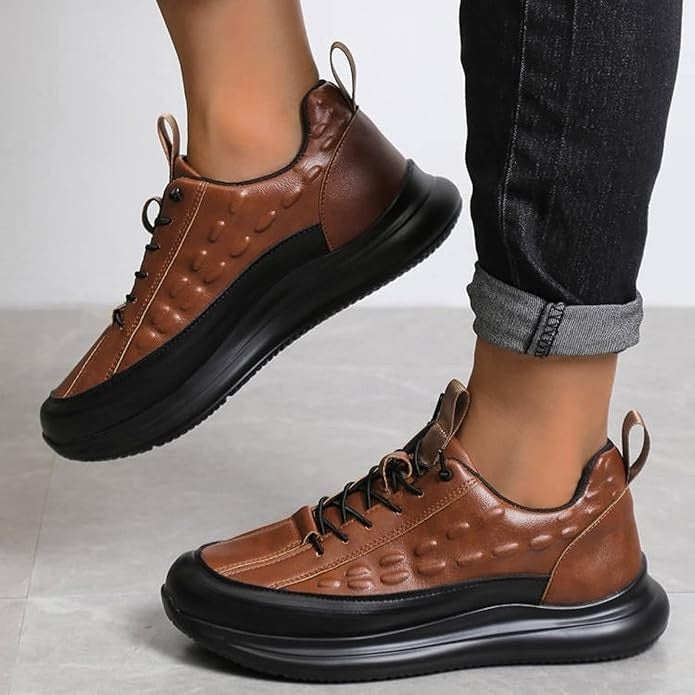 Herren Sneakers mit Krokodil-Prägung und Schnürung