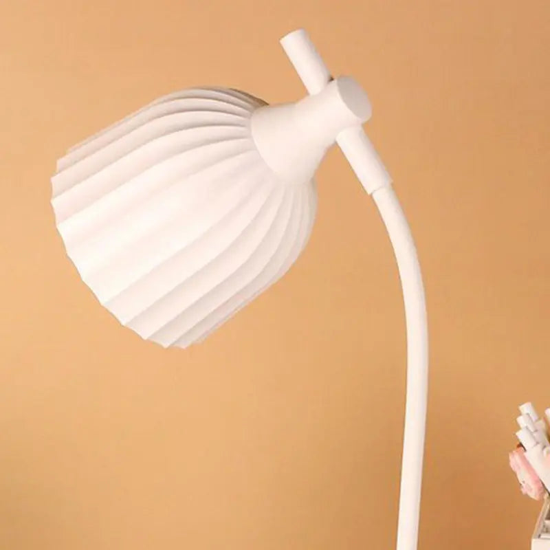 LED Schreibtischlampe dimmbar – flexibel für Schreibtisch & Nachttisch