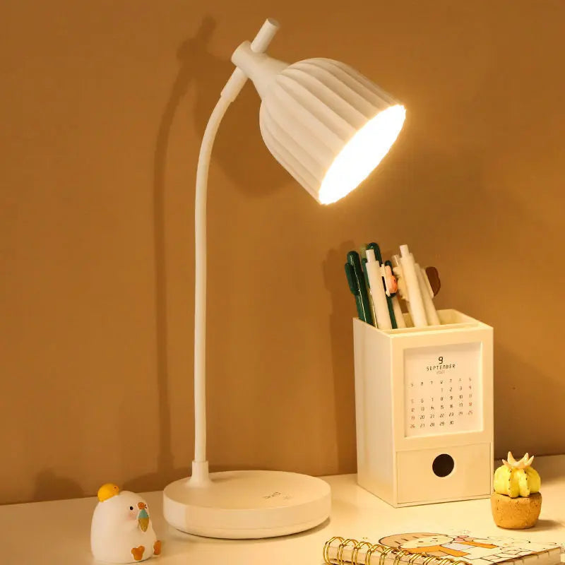 LED Schreibtischlampe dimmbar – flexibel für Schreibtisch & Nachttisch