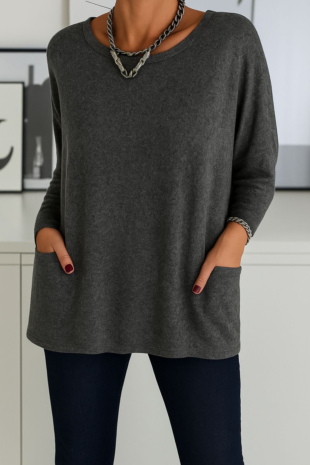 Noryn – Oversize-Pullover mit Rundhalsausschnitt und Taschen