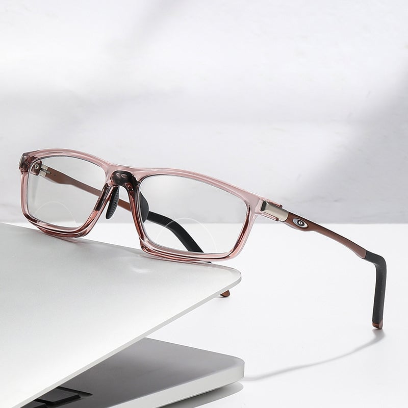 1+1 GRATIS | OptiSport | Sportliche Farbwechsel-Bifokal-Lesebrille