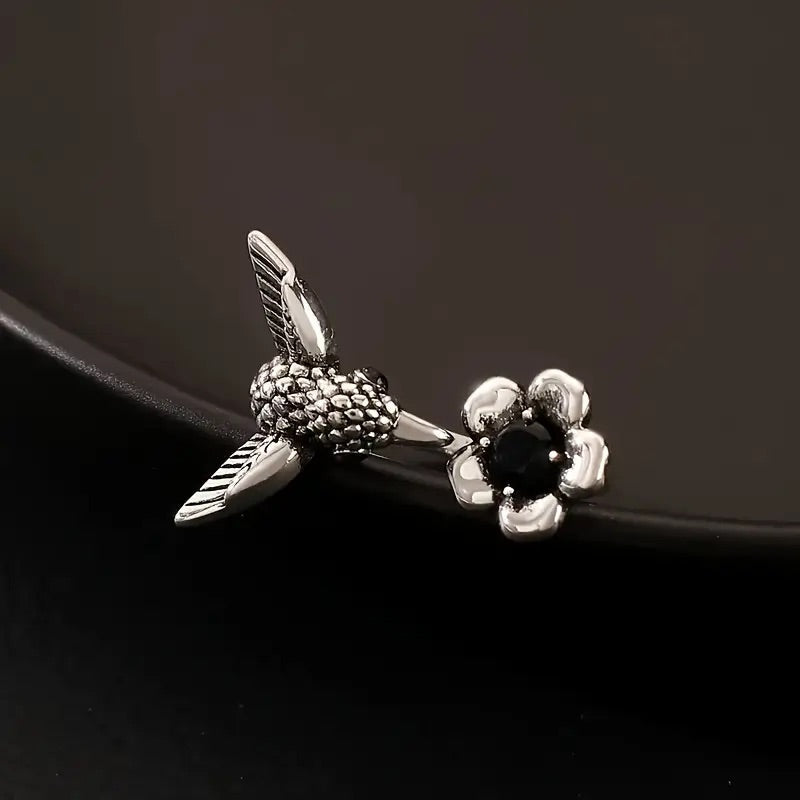 Kolibri & Blüten Ring – Verstellbarer offener Vogelring für Frauen
