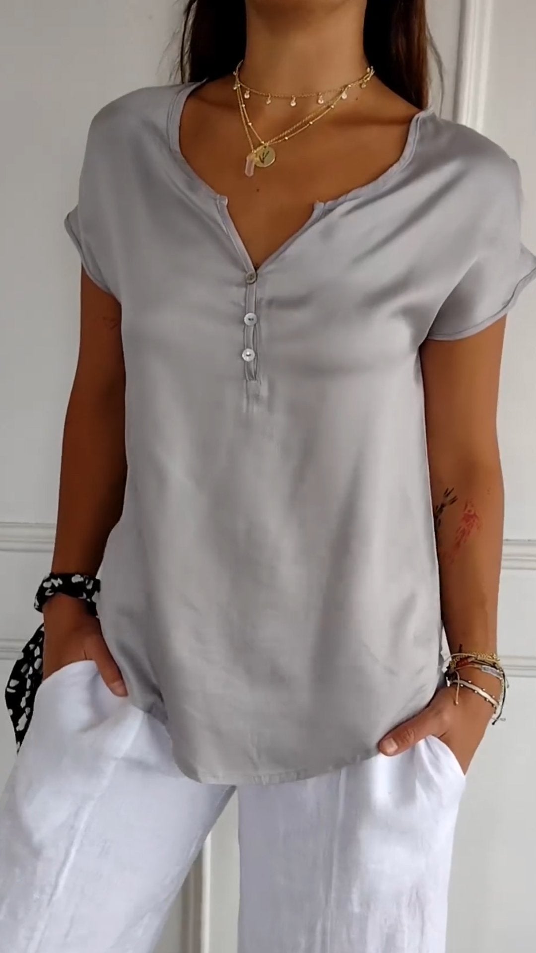 Juliette | Bequemes T-Shirt mit V-Ausschnitt