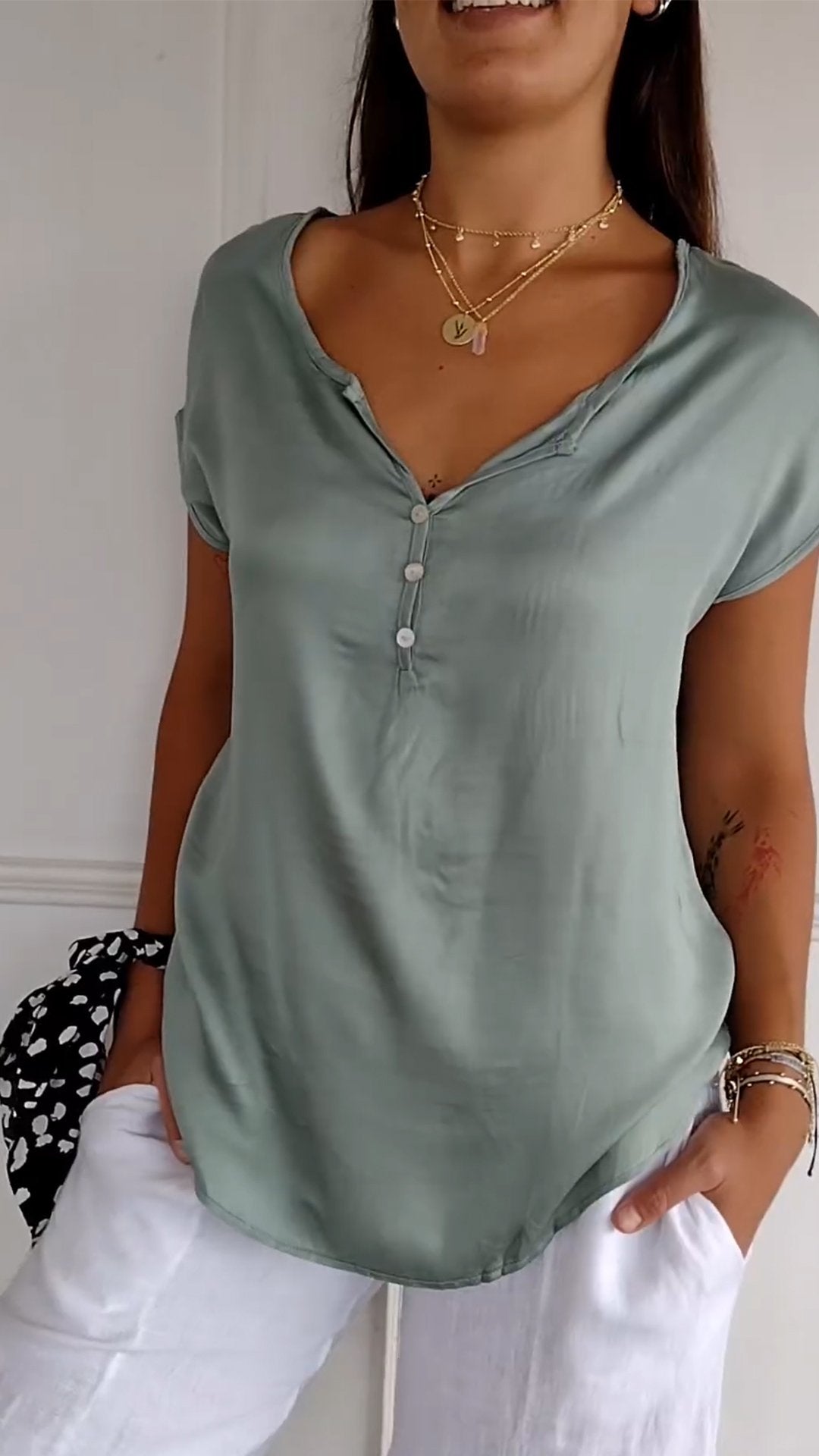 Juliette | Bequemes T-Shirt mit V-Ausschnitt