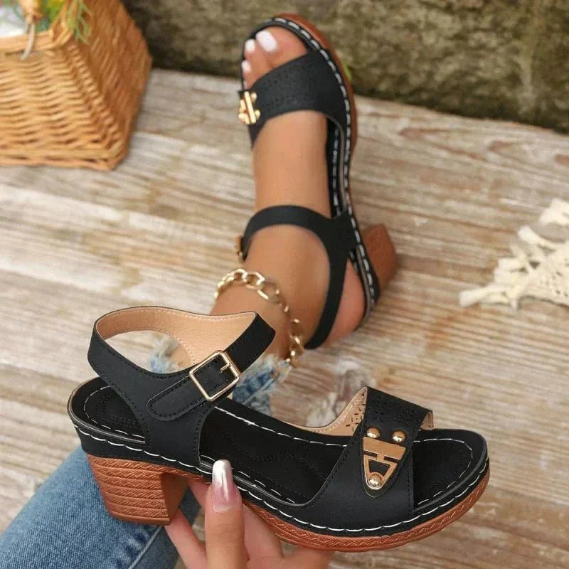 Klara – Elegante Sandalen für stilvollen Tragekomfort