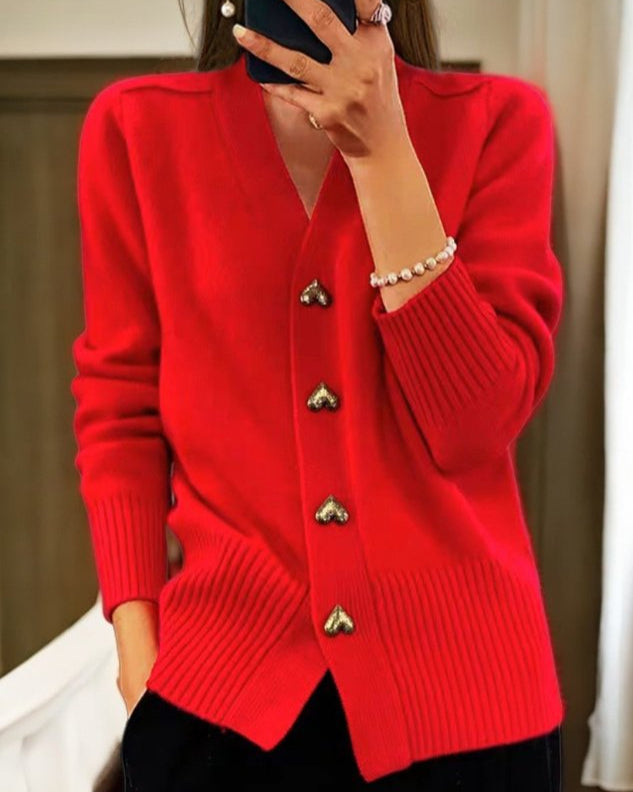 Adele | Eleganter Cardigan mit Herzknöpfen