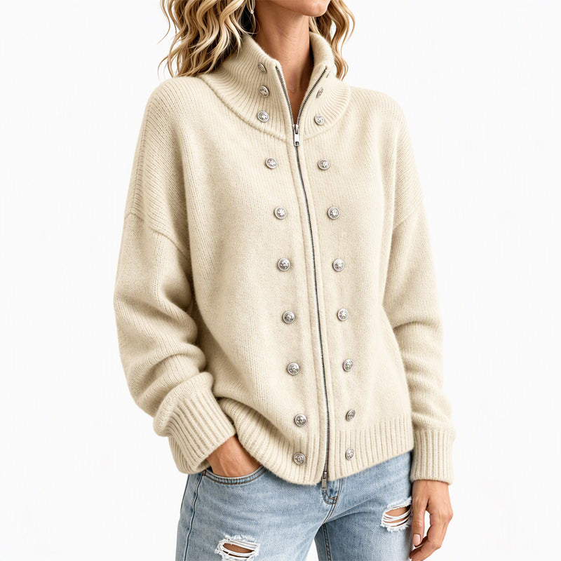 Ezgia – Strickjacke Mit Zierknopf